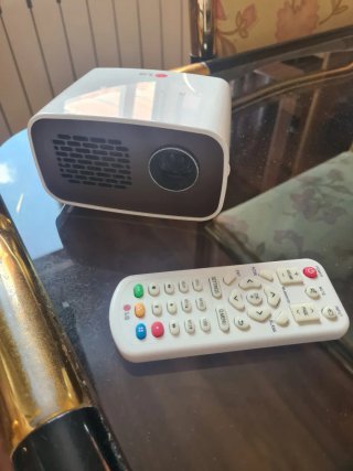 Mini proyector LG blanco