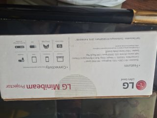 Mini proyector LG blanco