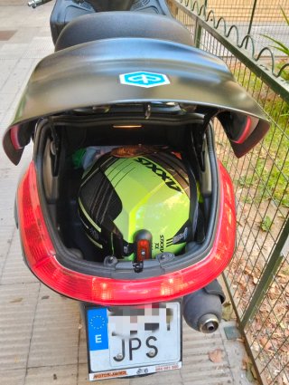 Piaggio 125 Ciclomotor Scooter Negro