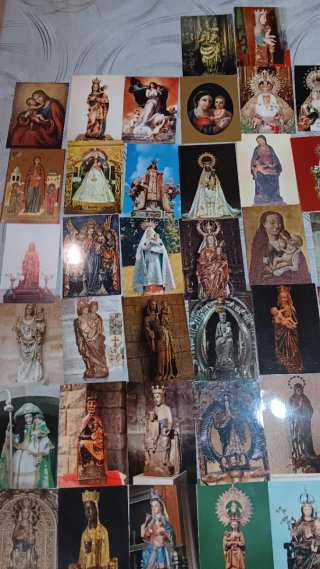 51 Postales Vírgenes