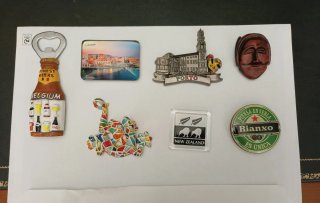 7 Imanes de Nevera Variados de 7 países.