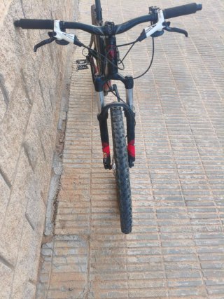 Bici MTB Rockrider 8.1 antipinchazos TS