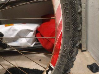 Bici MTB Rockrider 8.1 antipinchazos TS