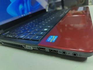Acer Aspire E1-571 i5