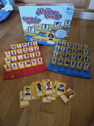 Juego de mesa Guess Who? (¿Quién es quién?)