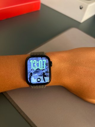 Apple Watch Series 7 41mm 75% de bateria