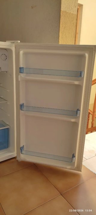 Nevera pequeña como nueva ROMMER.