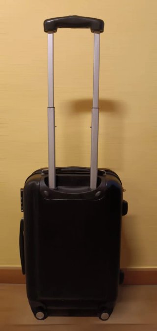 Maleta de viaje Bugatti 10kg 4 ruedas negra