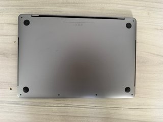 MacBook Pro 13" (2018) · Intel Core i7 · 16GB RAM