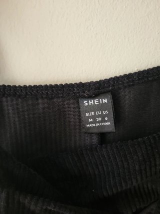 Mono Falda Negro Corduroy