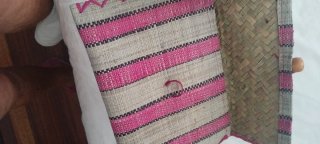 Neceser/Bolso de mano tejido rosa y beige