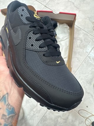 Nike Air Max 90 Negro Dorado Talla 42.5
