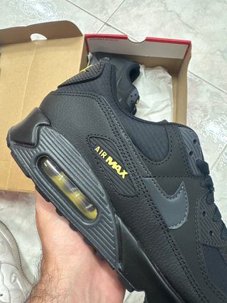 Nike Air Max 90 Negro Dorado Talla 42.5