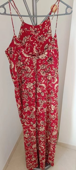 Vestido Springfield floral rojo talla S