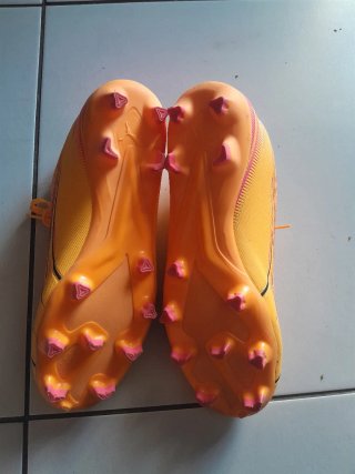 Botas de fútbol Puma Naranja/Amarillo