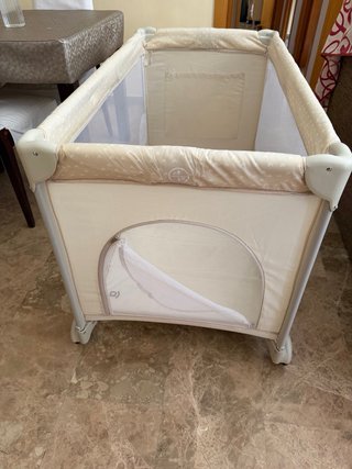 Cuna de viaje plegable
