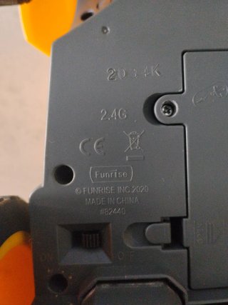 Camión teledirigido CAT Amarillo de gran potencia