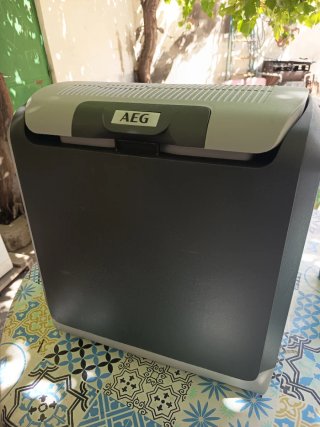 Nevera AEG 20L 12/230V