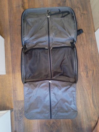 Bolsa Portatrajes Samsonite Plegable Negra