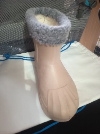 Botas de agua beige con forro gris