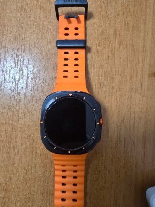 Galaxy Watch Ultra - Negro Titanio y Naranja