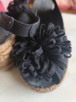 Zapatos de verano negros para mujer