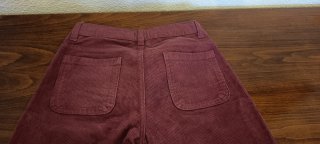 Pantalón de pana burdeos Nicoli