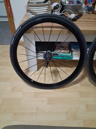 Juego de ruedas 700 para bici de carretera 40mm