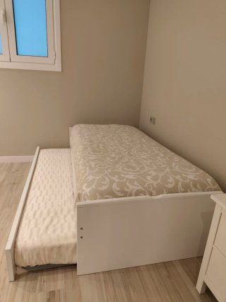 Cama nido blanca.