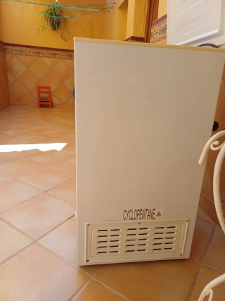 Congelador Hisense R600a