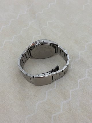 Casio MTP-1302D nuevo con caja y eslabones