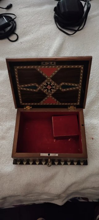 Antigua Caja Joyero Taracea Musical Granadina