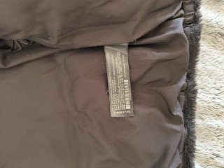 Chaqueta negra de pelo sintético Pull and Bear