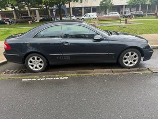 Mercedes-Benz  CLK 2002