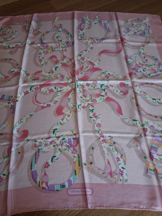 Foulard in pura seta Salvatore Ferragamo