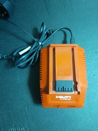 CARGADOR HILTI C 4/36-90 Li-ion