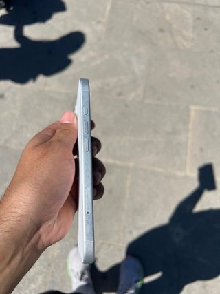iPhone 16 blanco