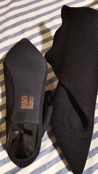 Zapatos de mujer variados. Del 38 y 39