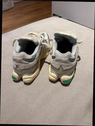Zapatillas New Balance 9060 Retro Beige Talla 45