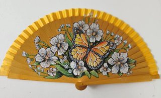 Abanico pintado a mano mariposa y flores