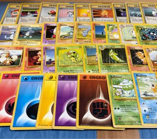 38 cartas pokémon BASE SET inglés sin repetir