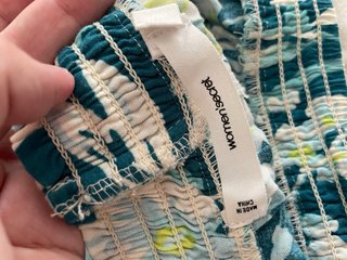 Pantalones fluidos estampados M