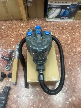 Aspirador Cilíndrico Amazon Basics 1.3L