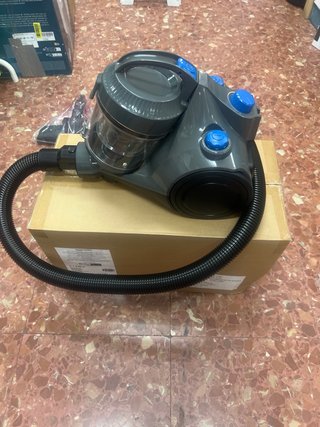 Aspirador Cilíndrico Amazon Basics 1.3L
