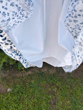 Vestido Claudie Pierlot floral azul y blanco