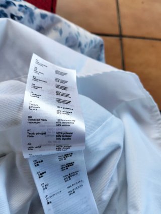 Vestido Claudie Pierlot floral azul y blanco