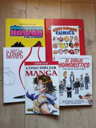 Lote de libros temática dibujo de cómics