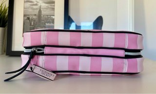 Neceser Victoria's Secret Rayas Rosas y Plateado