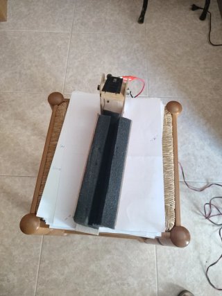 Soporte limpieza ruedas H0 maqueta tren