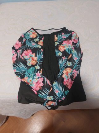 Bañador manga larga estampado floral